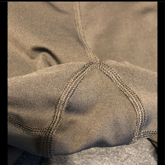 Adidas Gray & Peach ClimaCool Capri Athletic/Yoga Pants with Back Slits … - Picture 5 of 9